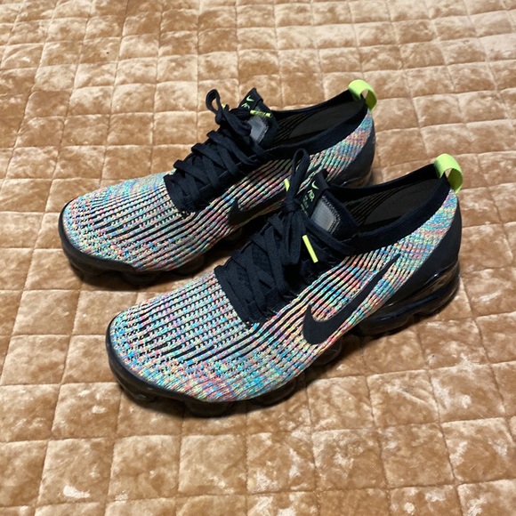 Nike Other - Nike Flyknit 3 MultiColor